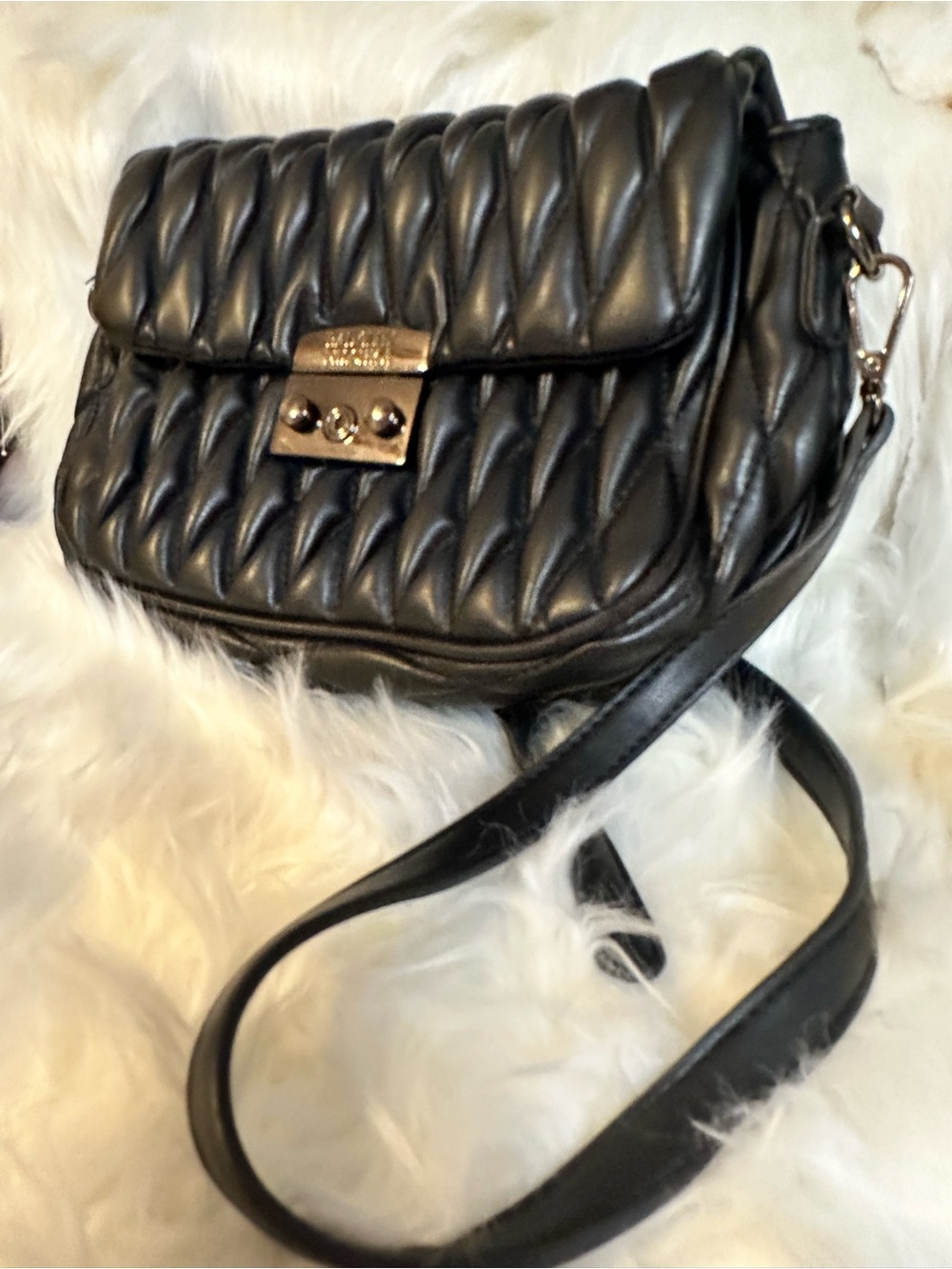 Badgley Mischka Quilted Leather Crossbody Bag in Black - Picture 8 of 13
